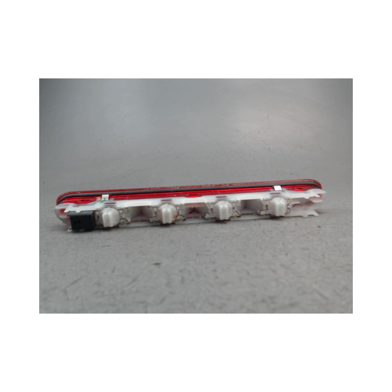 FEUX STOP SUPPLEMENTAIRE OPEL VIVARO