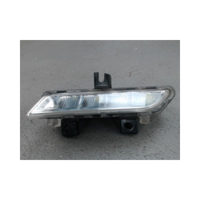 FEUX POSITION GAUCHE RENAULT CLIO