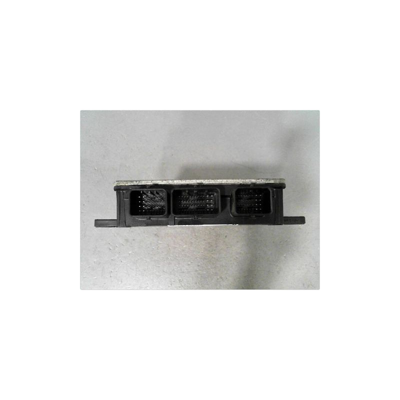 CALCULATEUR MOTEUR RENAULT TWINGO II 07-11