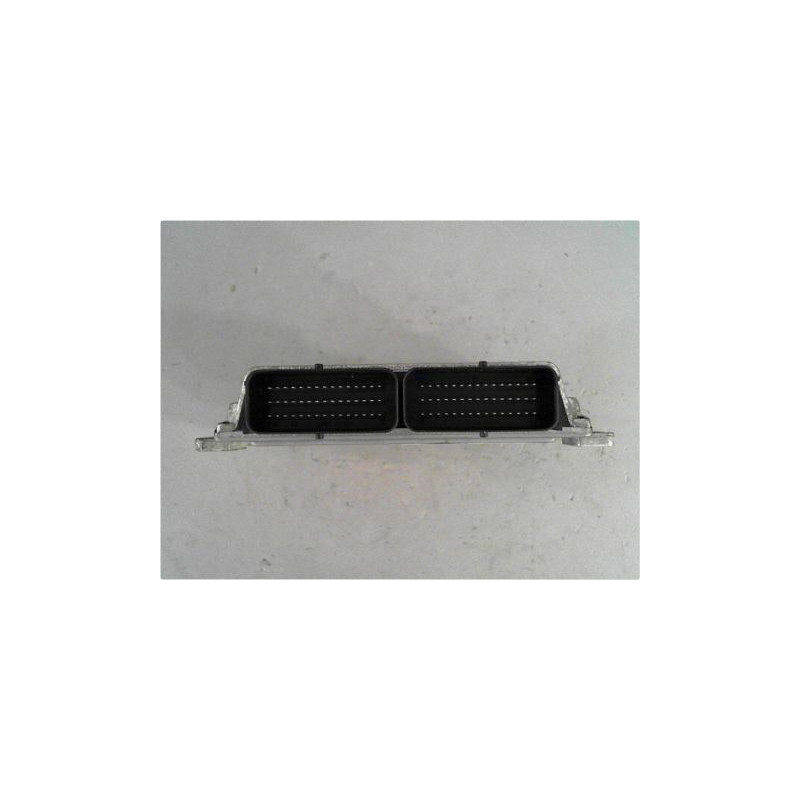 CALCULATEUR MOTEUR DACIA SANDERO 08-12
