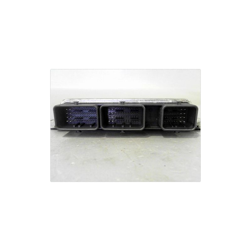 CALCULATEUR MOTEUR RENAULT SCENIC II PH.1 02-06