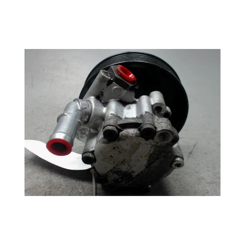 POMPE DIRECTION ASSISTEE RENAULT TRAFIC