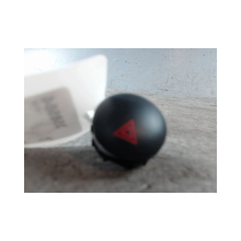 BOUTON DE WARNING MINI MINI 2010-