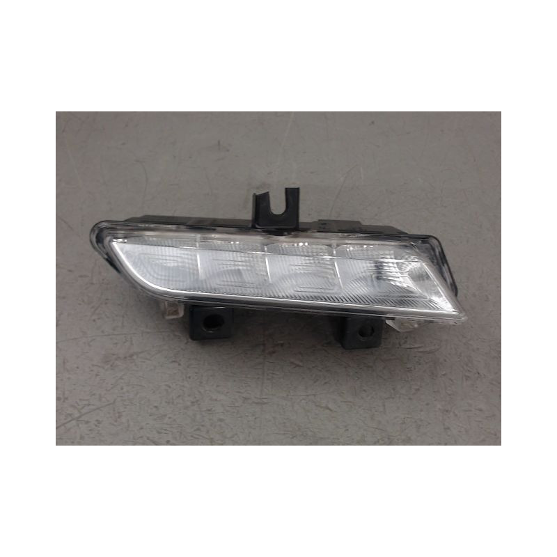 FEUX POSITION DROIT RENAULT CLIO