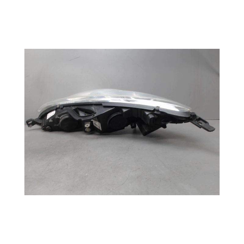 PHARE DROIT PEUGEOT 407