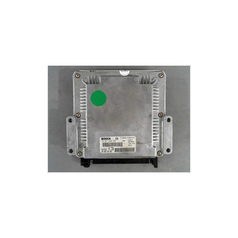 CALCULATEUR MOTEUR PEUGEOT 406 99-04