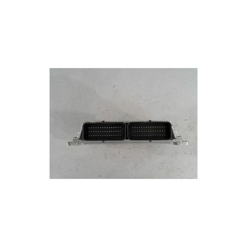 CALCULATEUR MOTEUR DACIA SANDERO 08-12