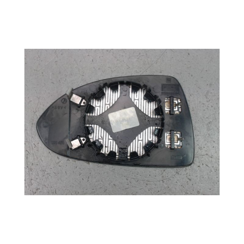 GLACE RETROVISEUR EXT D OPEL CORSA