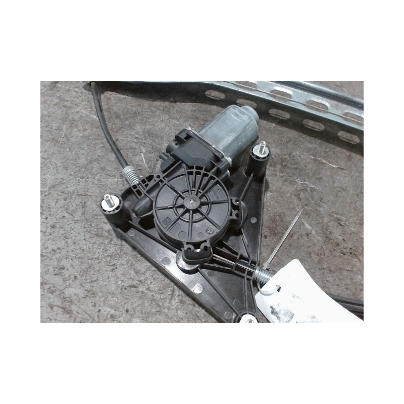 MECANISME+MOTEUR LEVE-GLACE AVANT DROIT CITROEN C1 5P