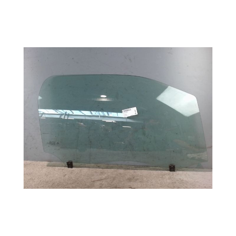 GLACE PORTE AVD CITROEN DS3 2009-