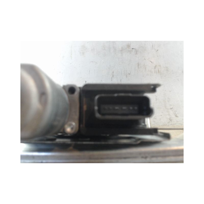 MECANISME+MOTEUR LEVE-GLACE AVANT GAUCHE PEUGEOT 208