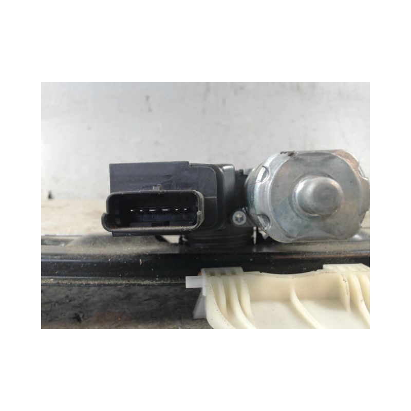 MECANISME+MOTEUR LEVE-GLACE AVANT DROIT FIAT SCUDO