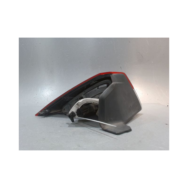 FEU ARRIERE DROIT RENAULT LAGUNA