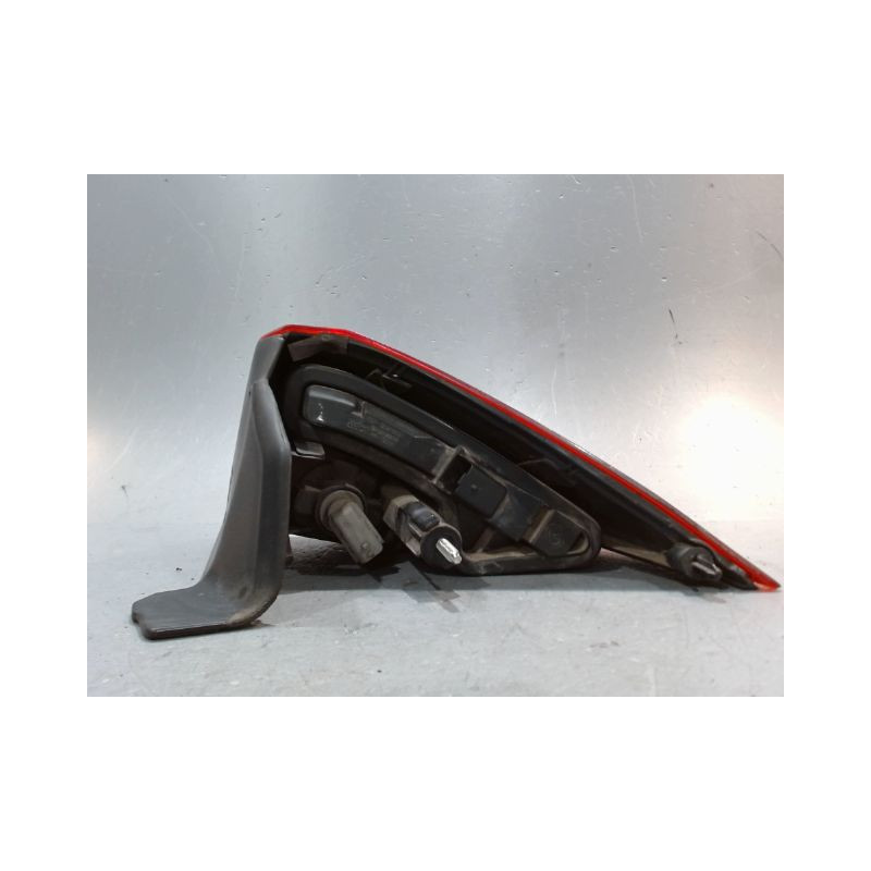 FEU ARRIERE GAUCHE  RENAULT LAGUNA