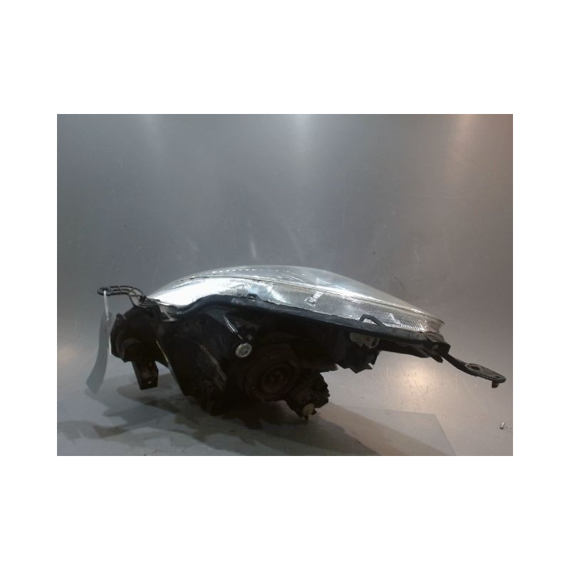 PHARE DROIT NISSAN PIXO
