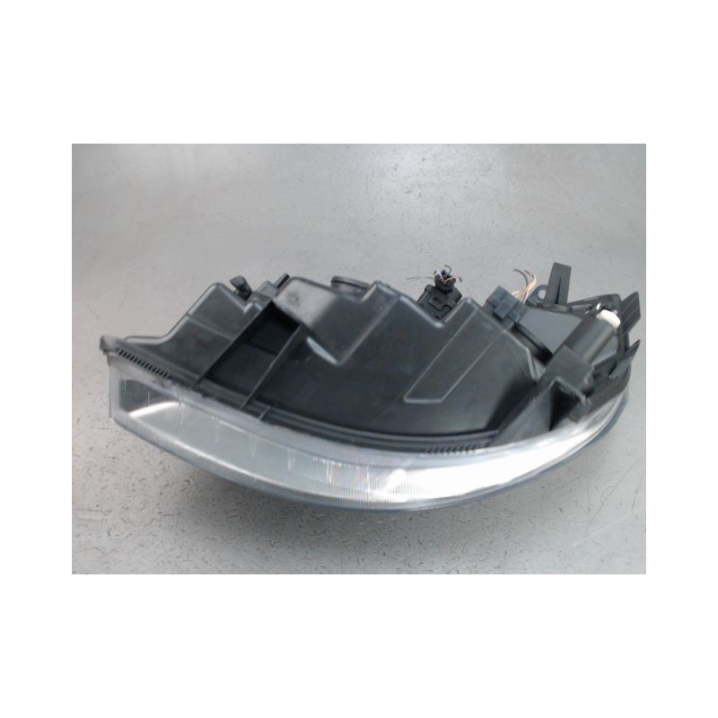 PHARE DROIT RENAULT MEGANE