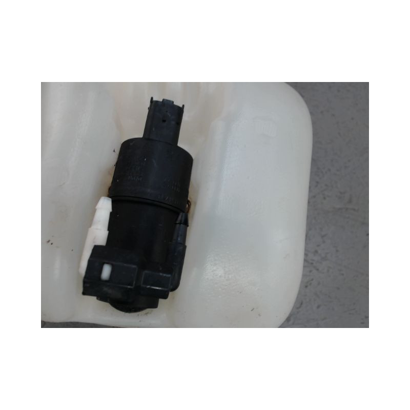 RESERVOIR LAVE-GLACE AVANT PEUGEOT 207
