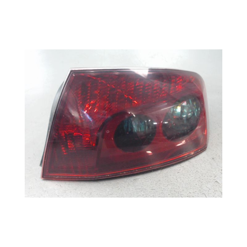 FEU ARRIERE DROIT PEUGEOT 407