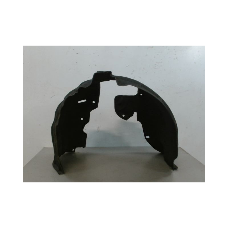 PARE-BOUE AVANT GAUCHE RENAULT MEGANE