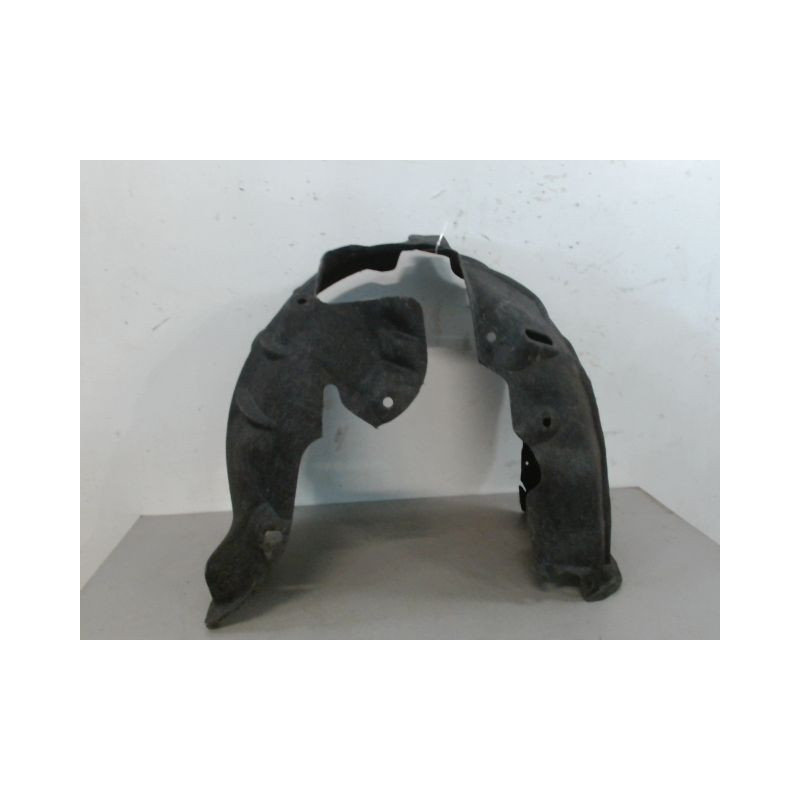 PARE-BOUE AVANT GAUCHE RENAULT MEGANE