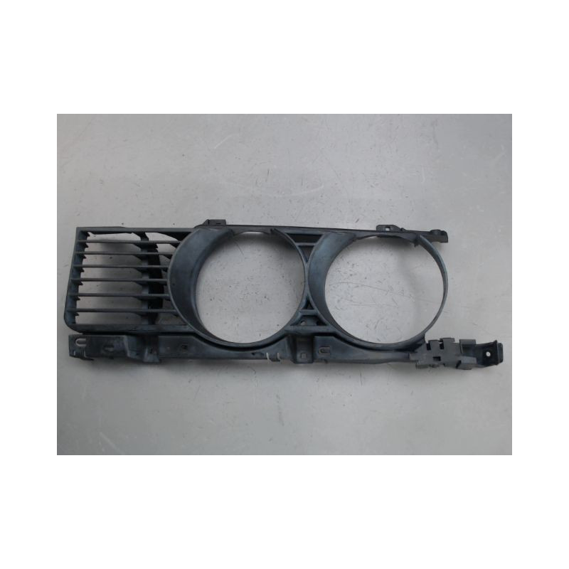 GRILLE CALANDRE GAUCHE B.M.W. SERIE 5
