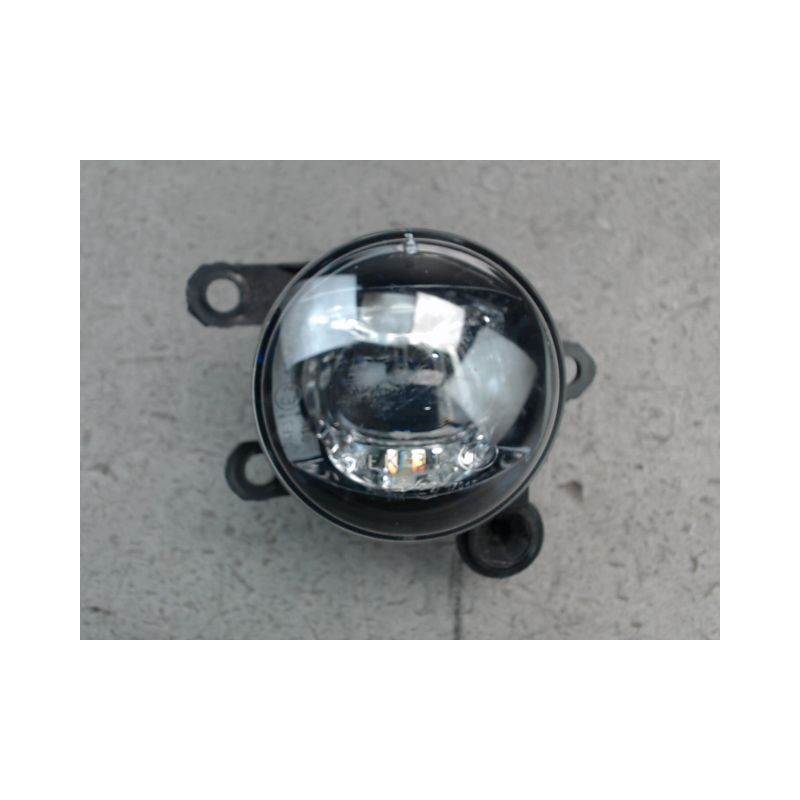 PHARE ANTIBROUILLARD AVANT DROIT FORD PUMA