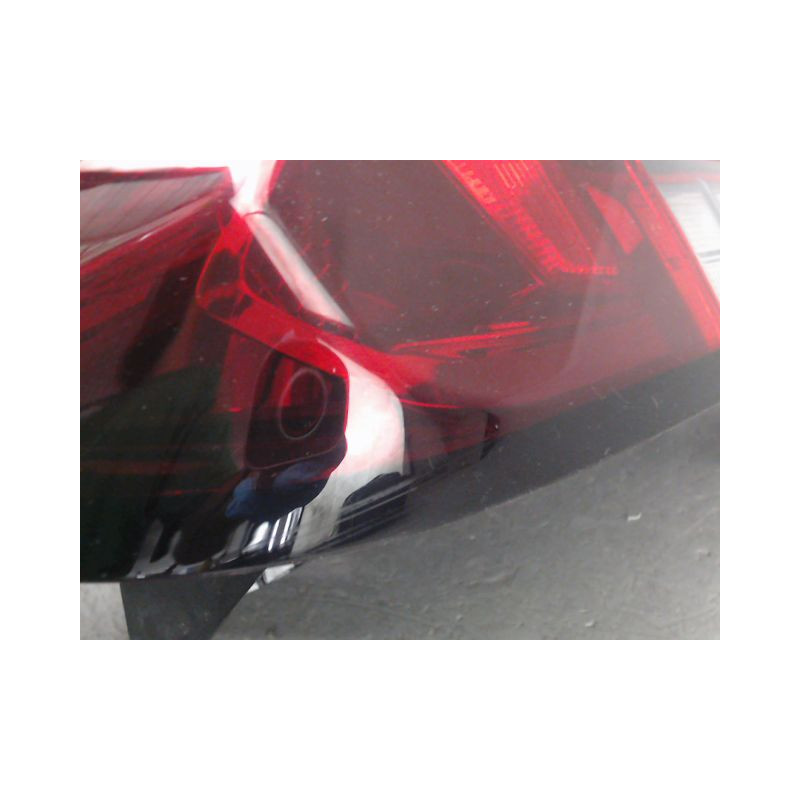 FEU ARRIERE GAUCHE  OPEL CORSA