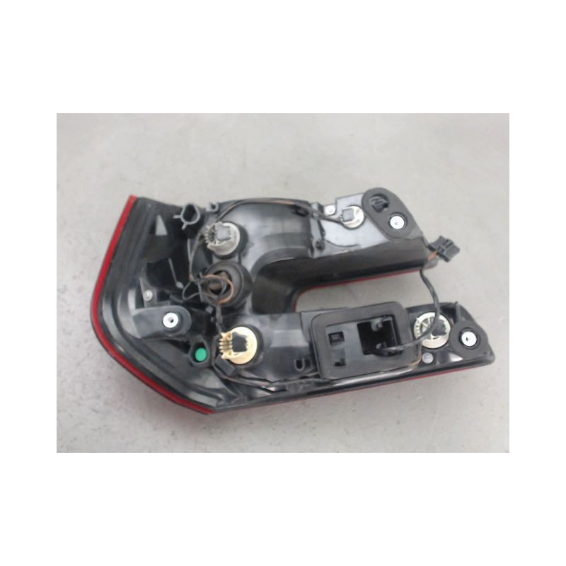 FEU ARRIERE GAUCHE  CITROEN C4