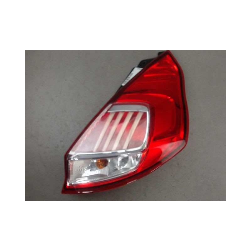 FEU ARRIERE DROIT FORD FIESTA