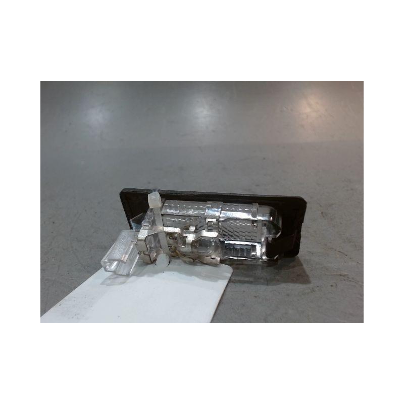 ECLAIREUR PLAQUE DE POLICE GAUCHE SEAT IBIZA