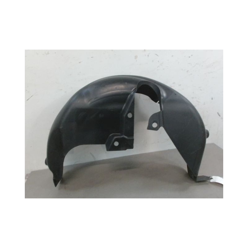 PARE-BOUE ARRIERE DROIT RENAULT CLIO