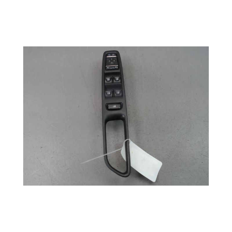 COMMANDE LEVE-GLACE PORTE AVG RENAULT CLIO IV Phase 1 2012-...