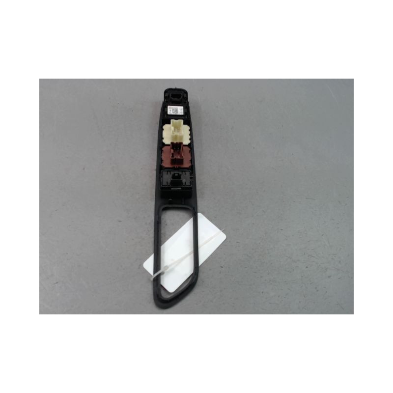 COMMANDE LEVE-GLACE PORTE AVG RENAULT CLIO IV Phase 1 2012-...