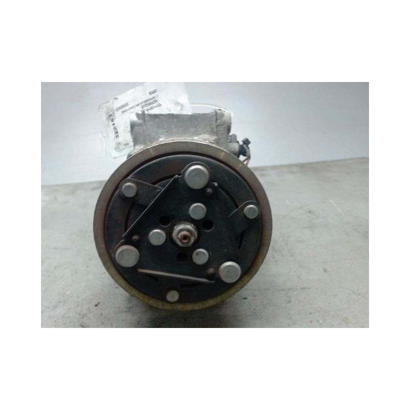 COMPRESSEUR AIR CONDITIONNE RENAULT CLIO