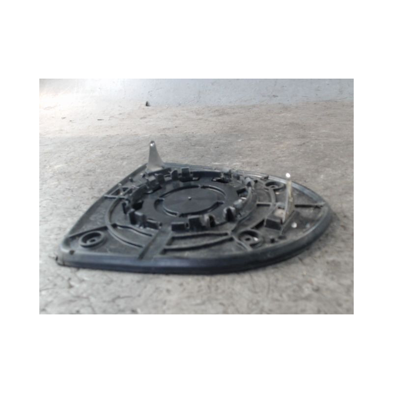 GLACE RETROVISEUR EXT G KIA SPORTAGE III 2010-