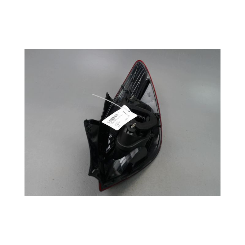 FEU ARRIERE GAUCHE  OPEL CORSA IV Phase 2 (D) 2011-2015