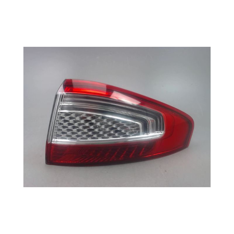 FEU ARRIERE DROIT FORD MONDEO III PHASE 2 2010-2015