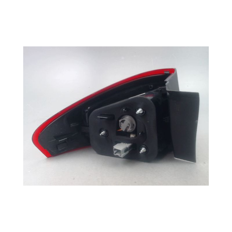 FEU ARRIERE DROIT FORD MONDEO III PHASE 2 2010-2015