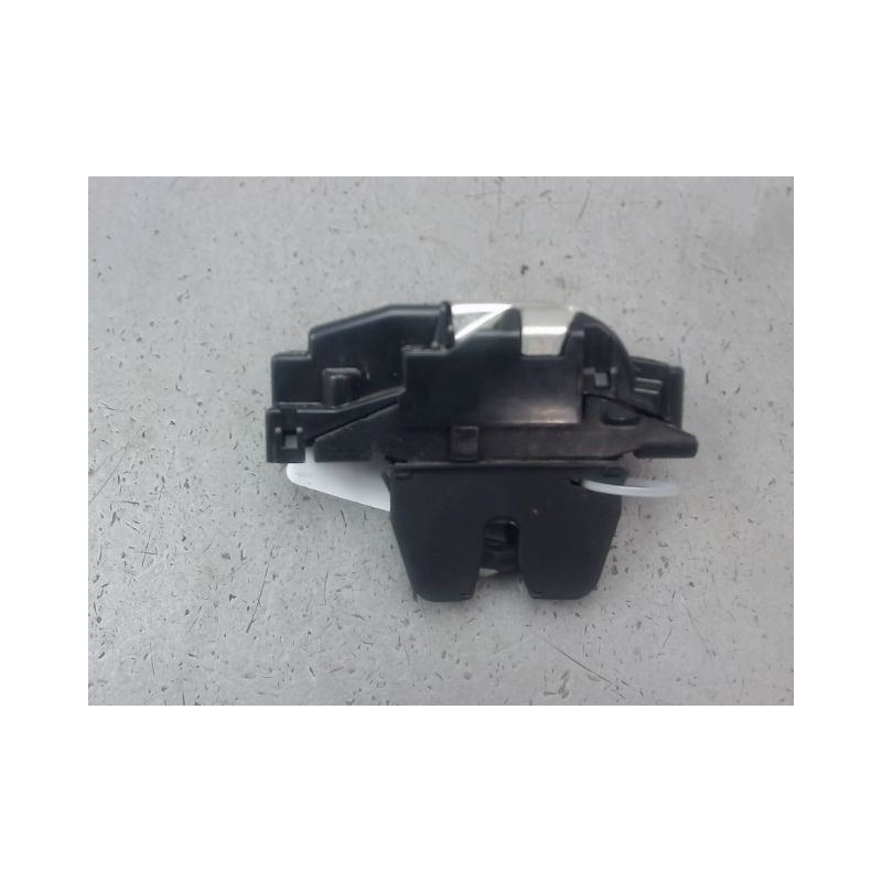 SERRURE HAYON  PEUGEOT 207 2006-2013