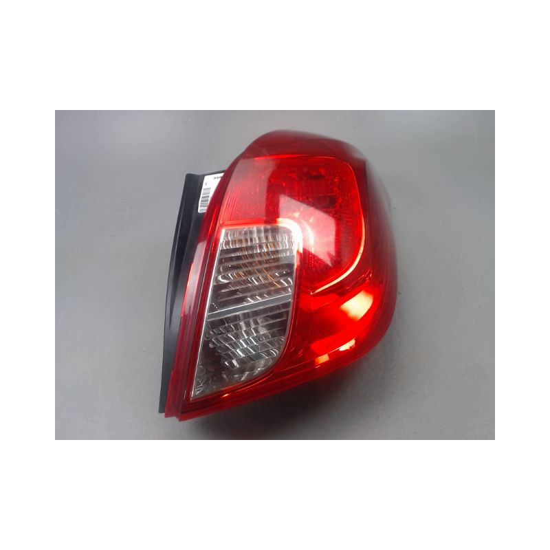 FEU ARRIERE DROIT OPEL MOKKA