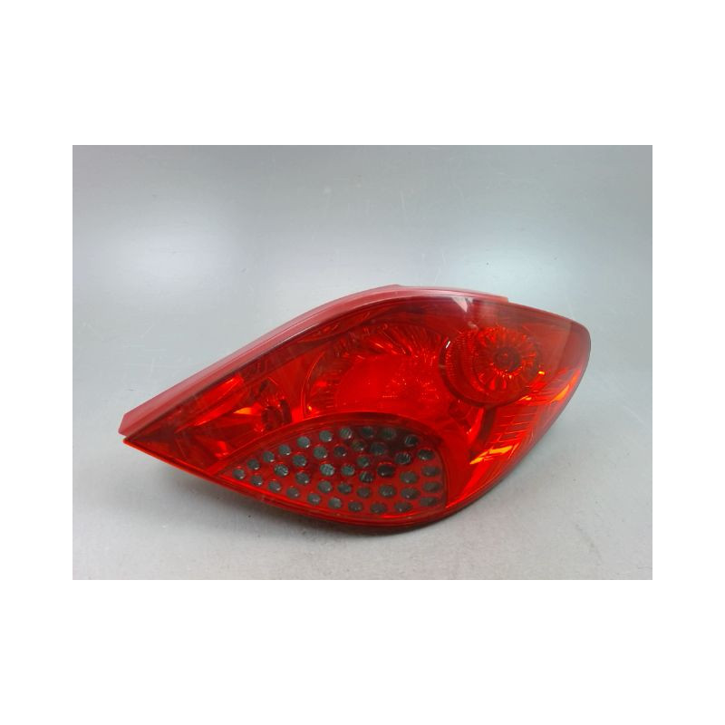 FEU ARRIERE DROIT PEUGEOT 207 2006-2013
