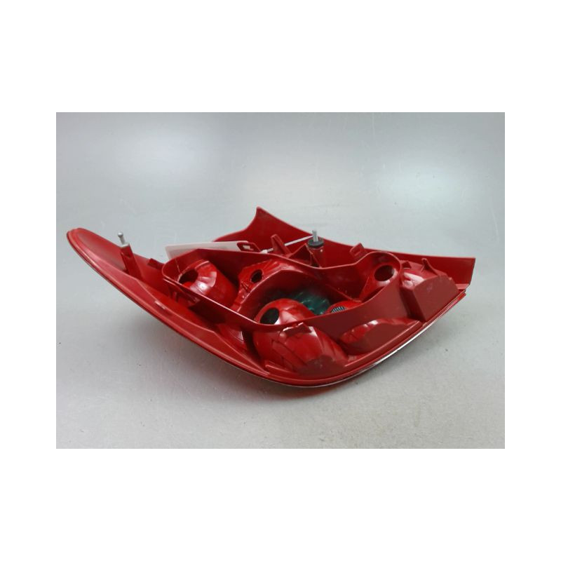 FEU ARRIERE DROIT PEUGEOT 207 2006-2013