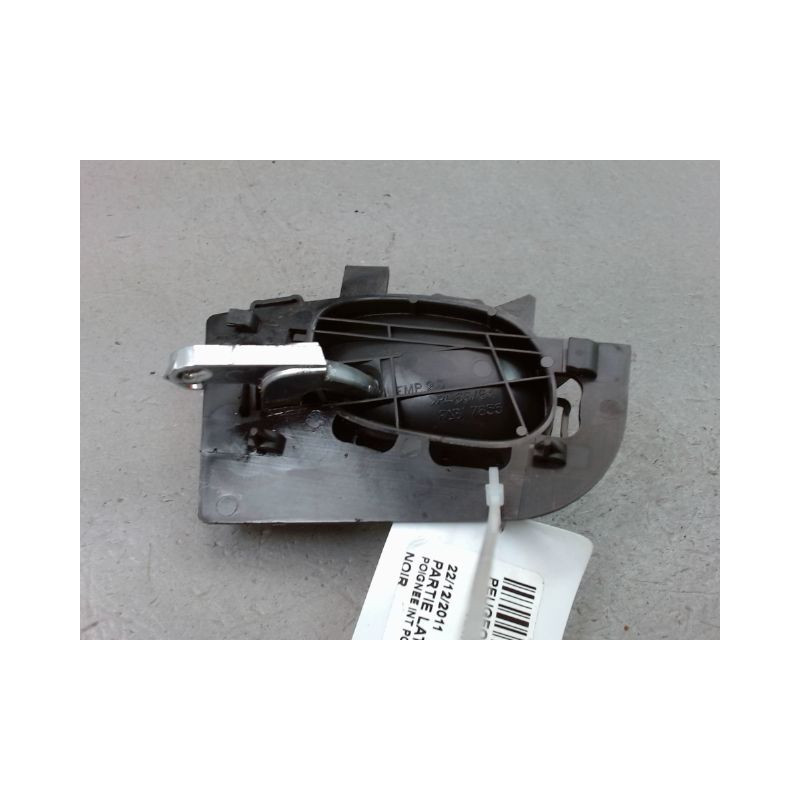POIGNEE INTERIEURE PORTE AVANT DROIT PEUGEOT 206 + 2009-2013