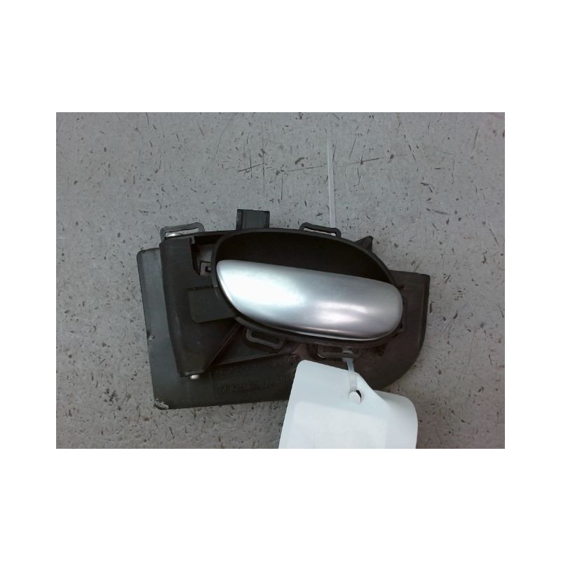 POIGNEE INTERIEURE PORTE ARRIERE GAUCHE PEUGEOT 206 + 2009-2013