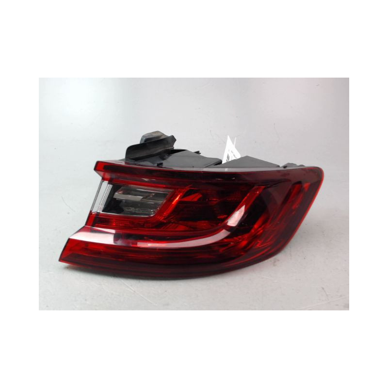 FEU ARRIERE GAUCHE  RENAULT MEGANE IV PHASE 1 2015-