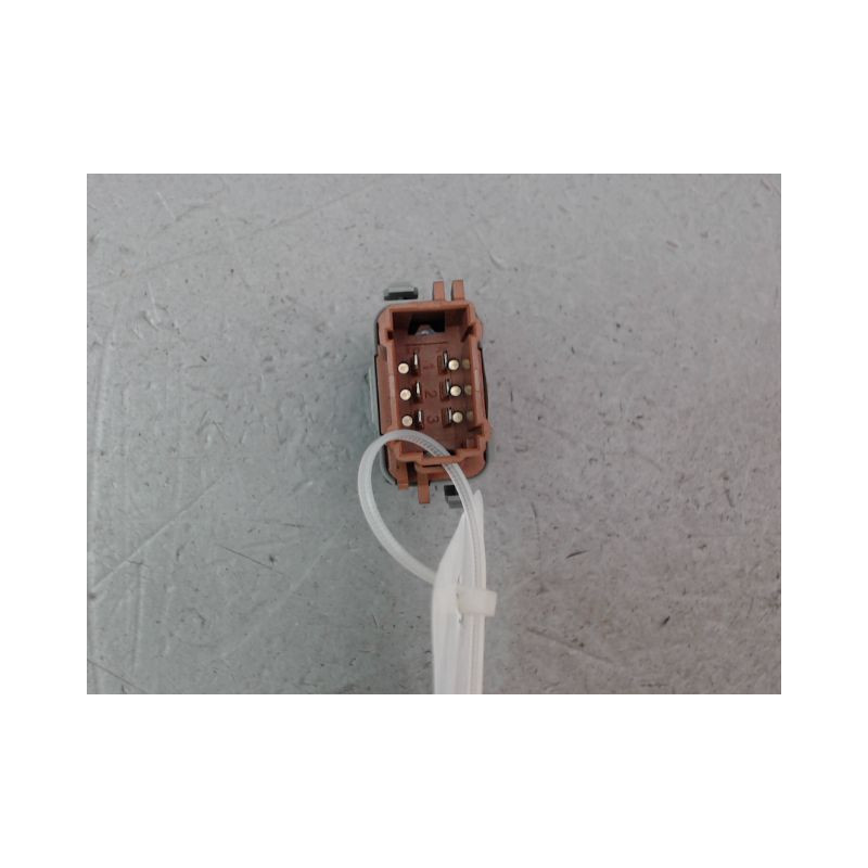 COMMANDE LEVE-GLACE PORTE AVD RENAULT CLIO III Phase 1 2005-2009