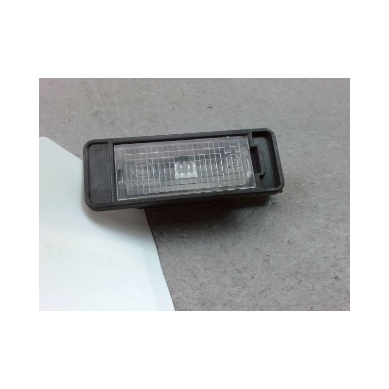 ECLAIREUR PLAQUE DE POLICE GAUCHE RENAULT TWINGO III 2014-...