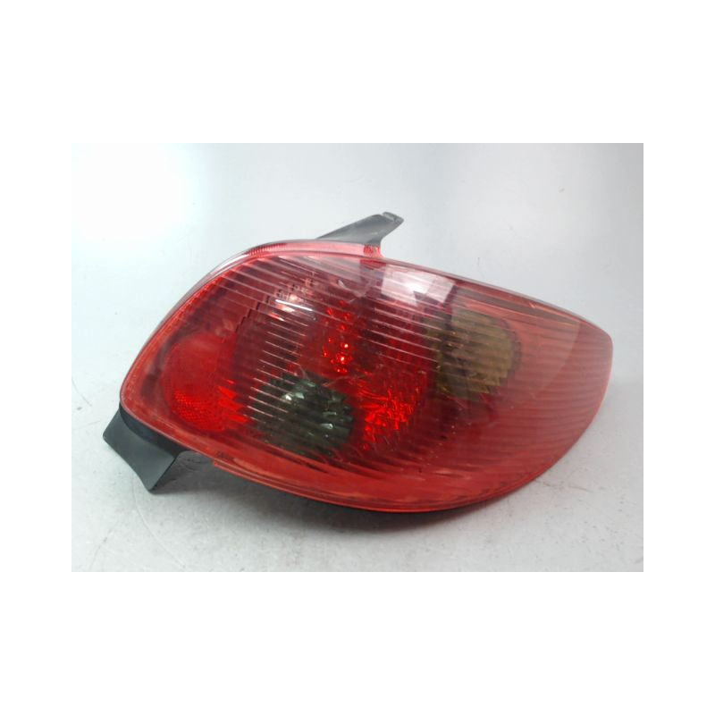 FEU ARRIERE DROIT PEUGEOT 206 1998-2009