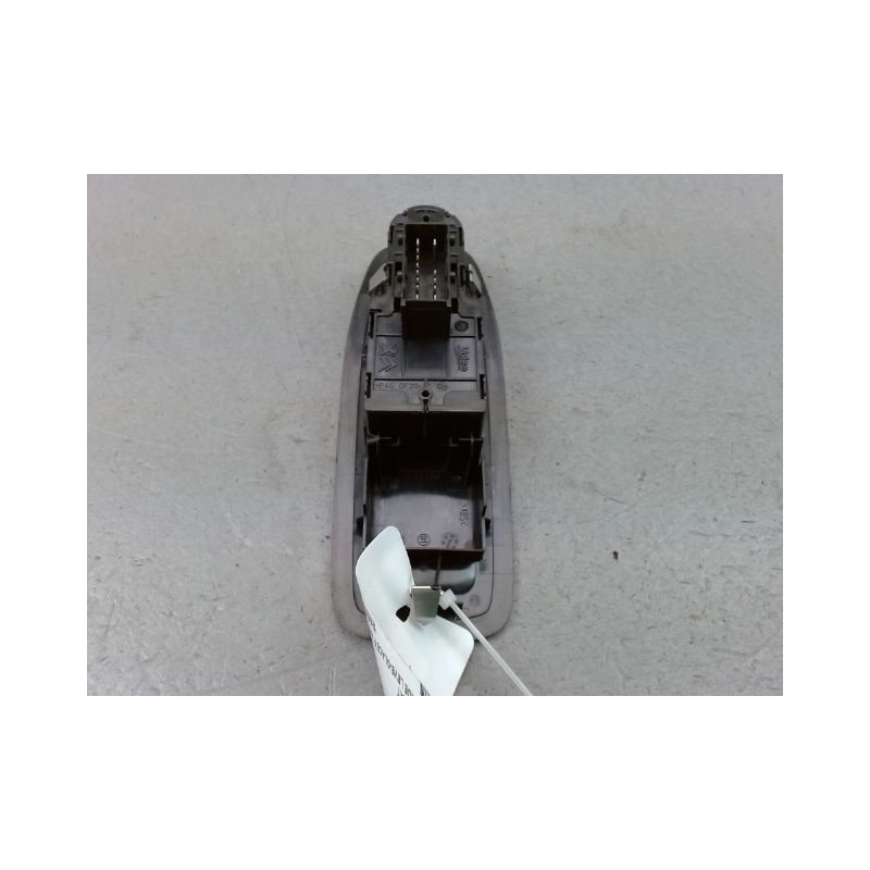 COMMANDE LEVE-GLACE PORTE AVG PEUGEOT 208 2012-...