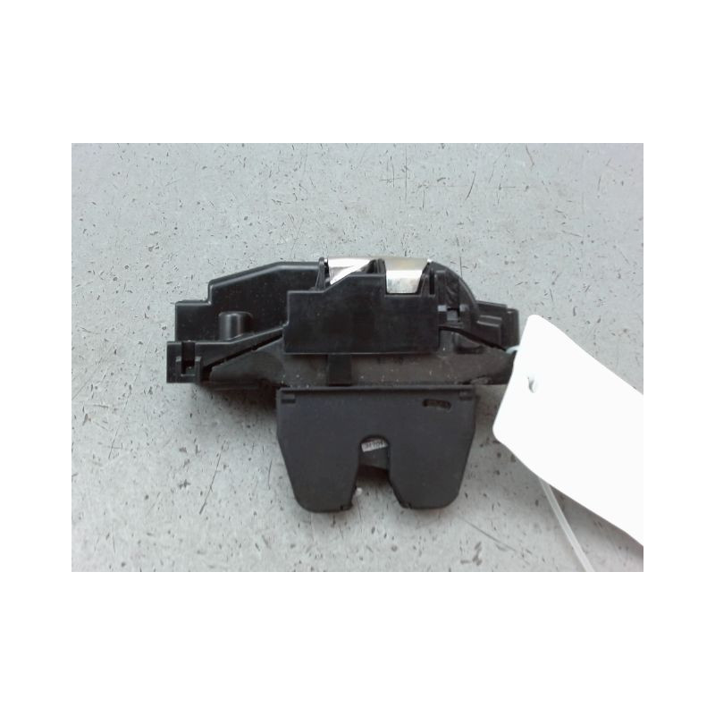 SERRURE HAYON  PEUGEOT 207 2006-2013